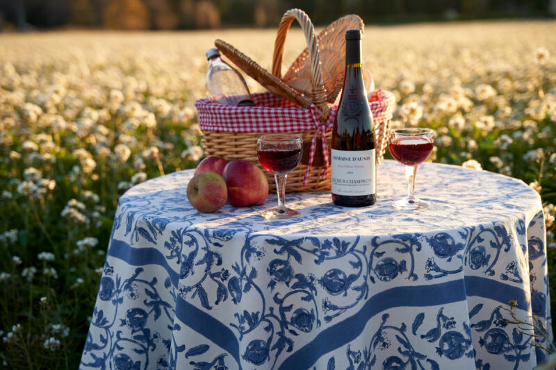 Grenadier white blue tablecloth - Image 3