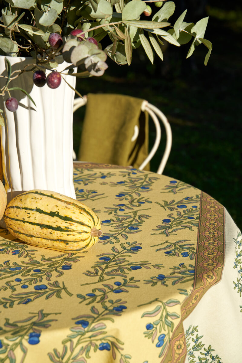 Yellow green olive tablecloth - Image 3